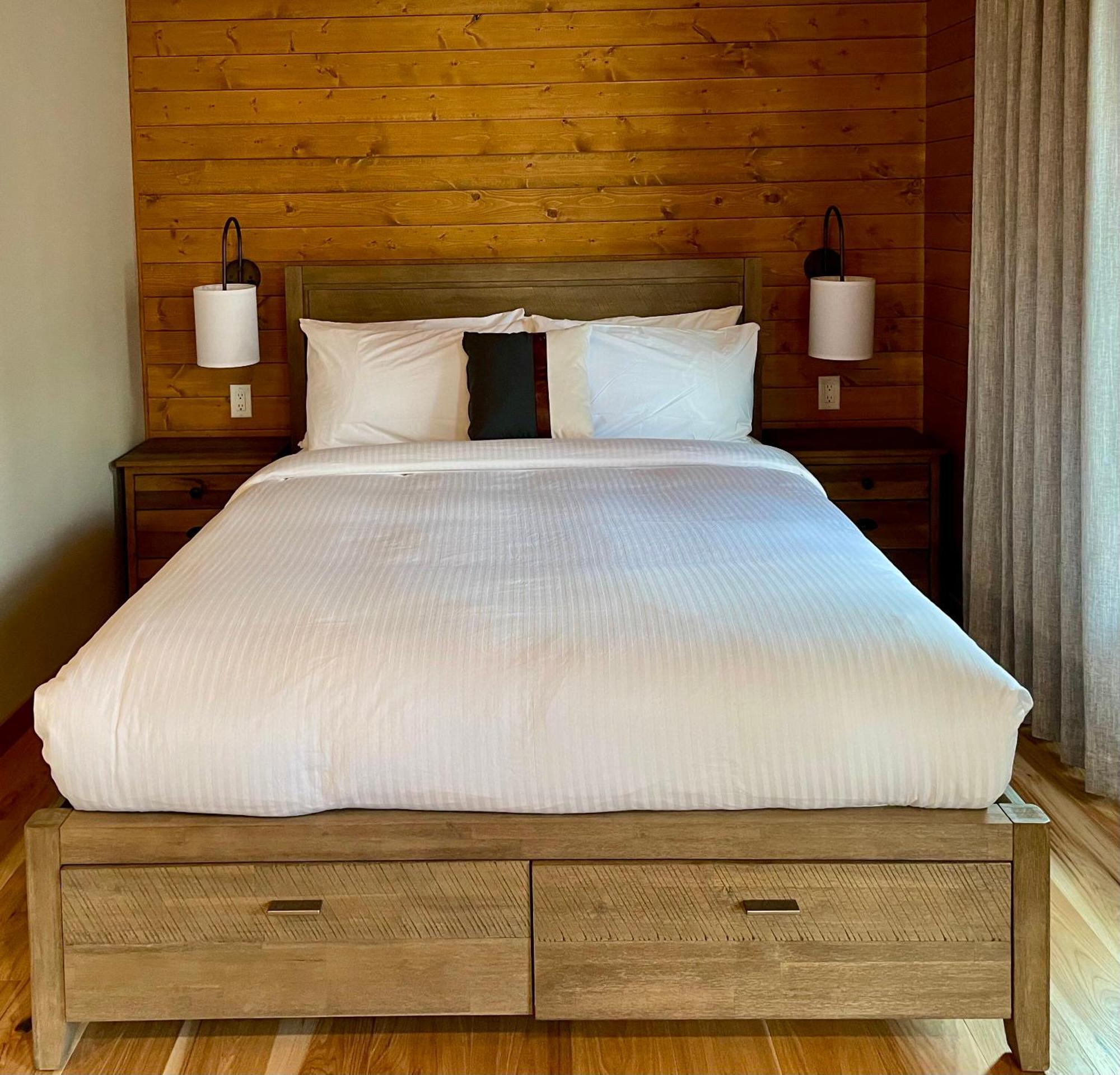 Lodge Bear Hill